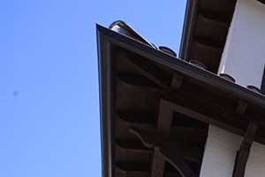 Yolo Apartments Exterior Building Front
